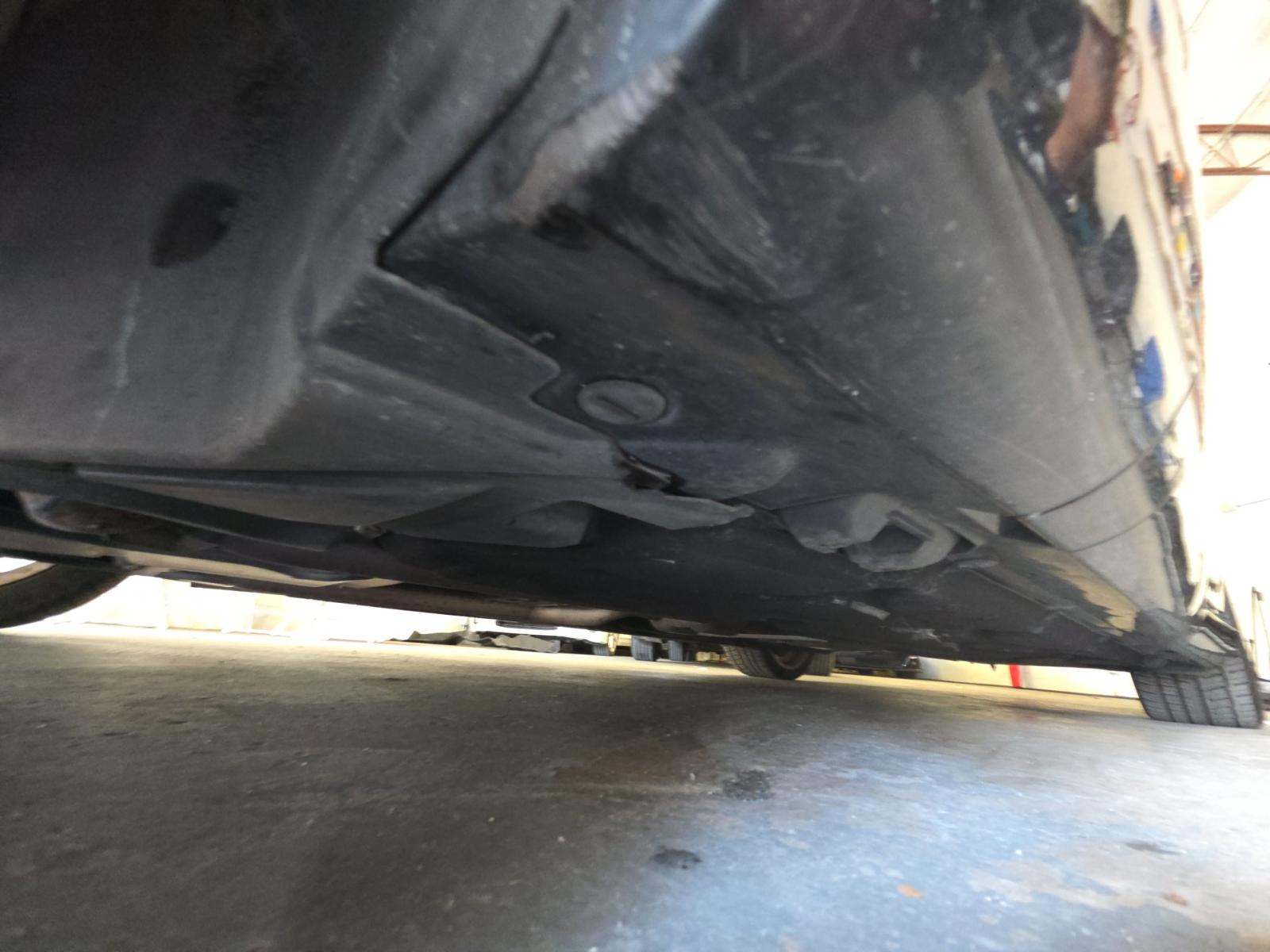 MERCEDES-BENZ E-CLASS - 7