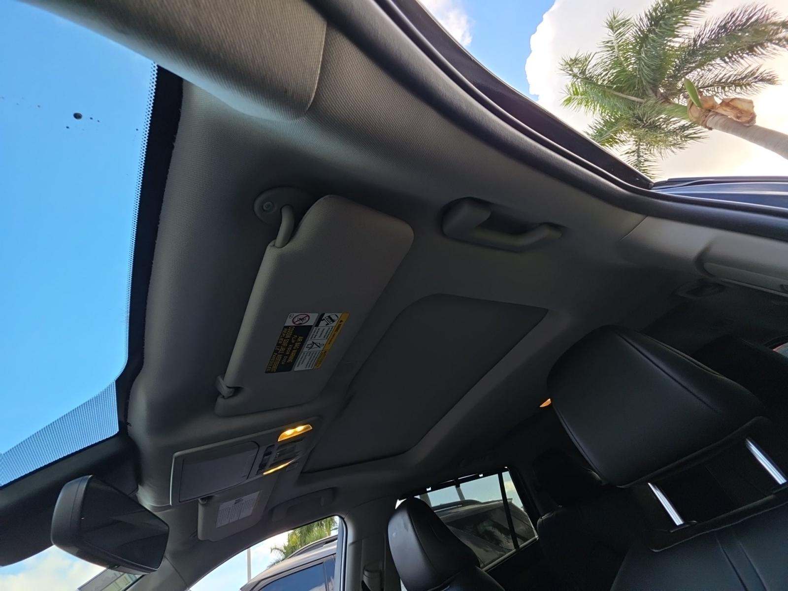 2024 Toyota Highlander XLE FWD