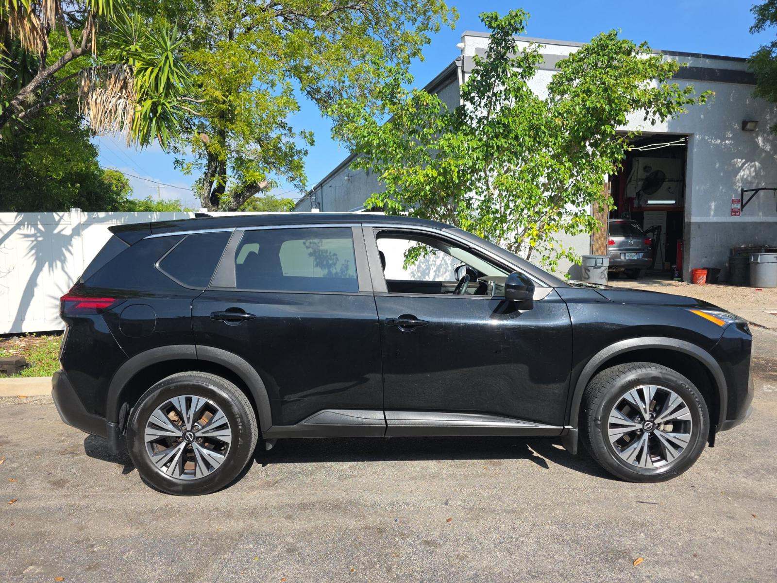 2023 Nissan Rogue SV FWD