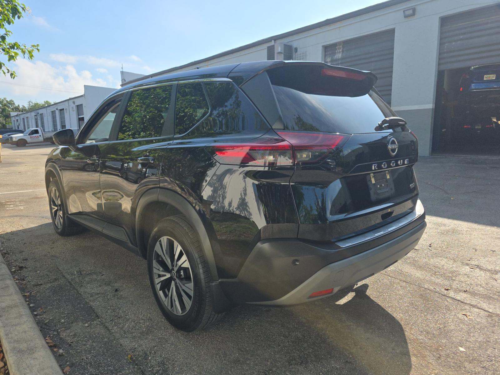 2023 Nissan Rogue SV FWD