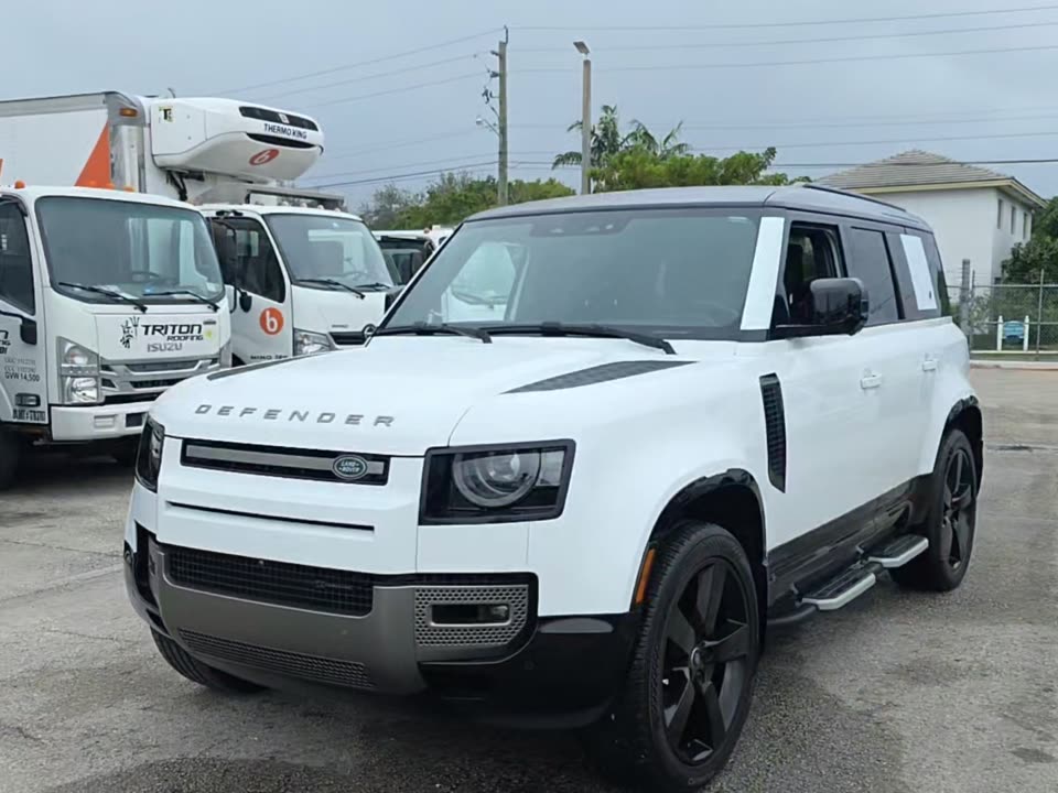2023 Land Rover Defender 110 X-Dynamic SE AWD