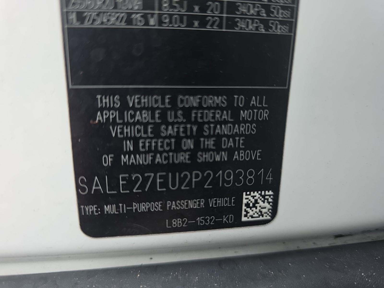 2023 Land Rover Defender 110 X-Dynamic SE AWD