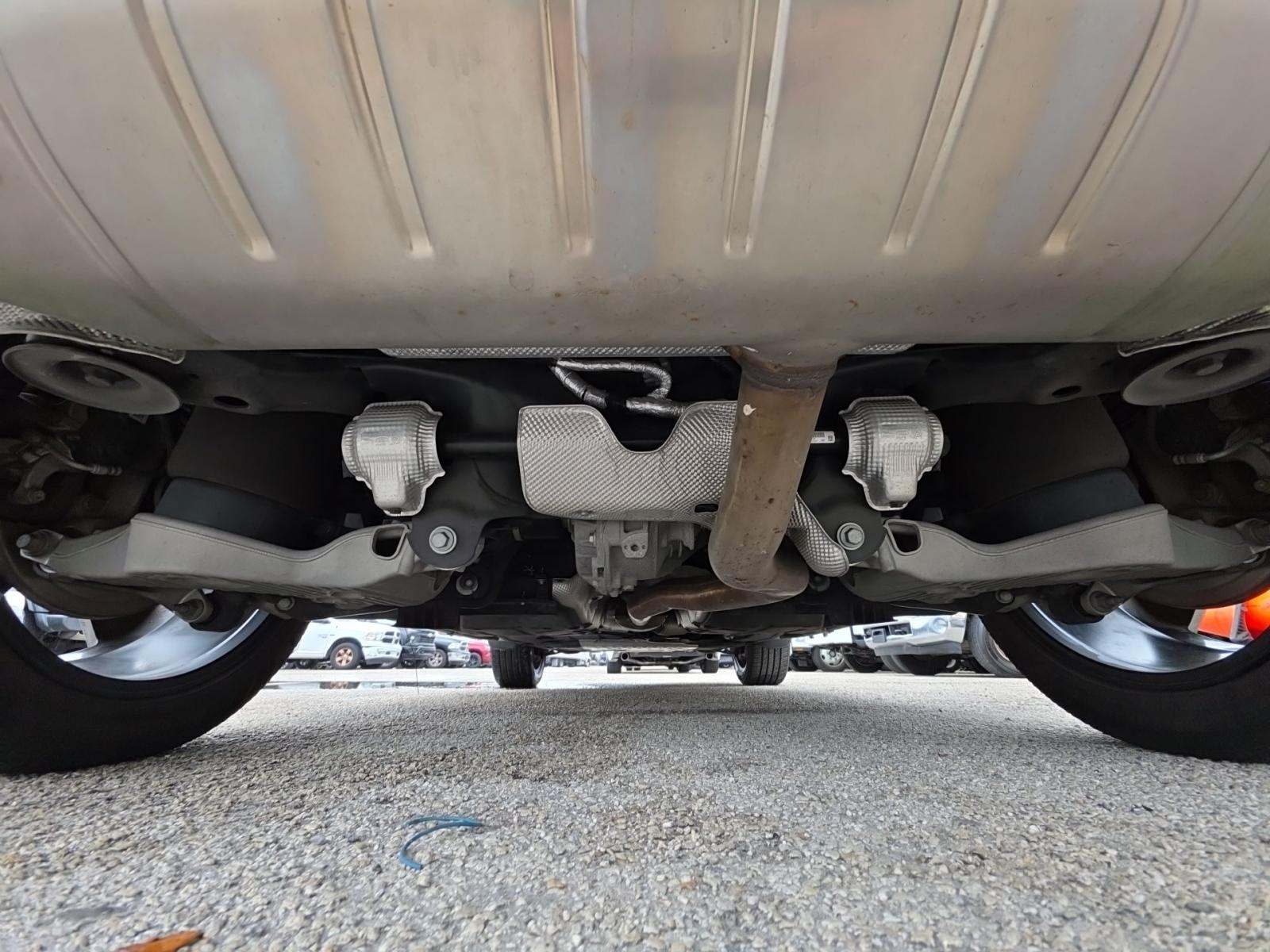 2023 Land Rover Defender 110 X-Dynamic SE AWD