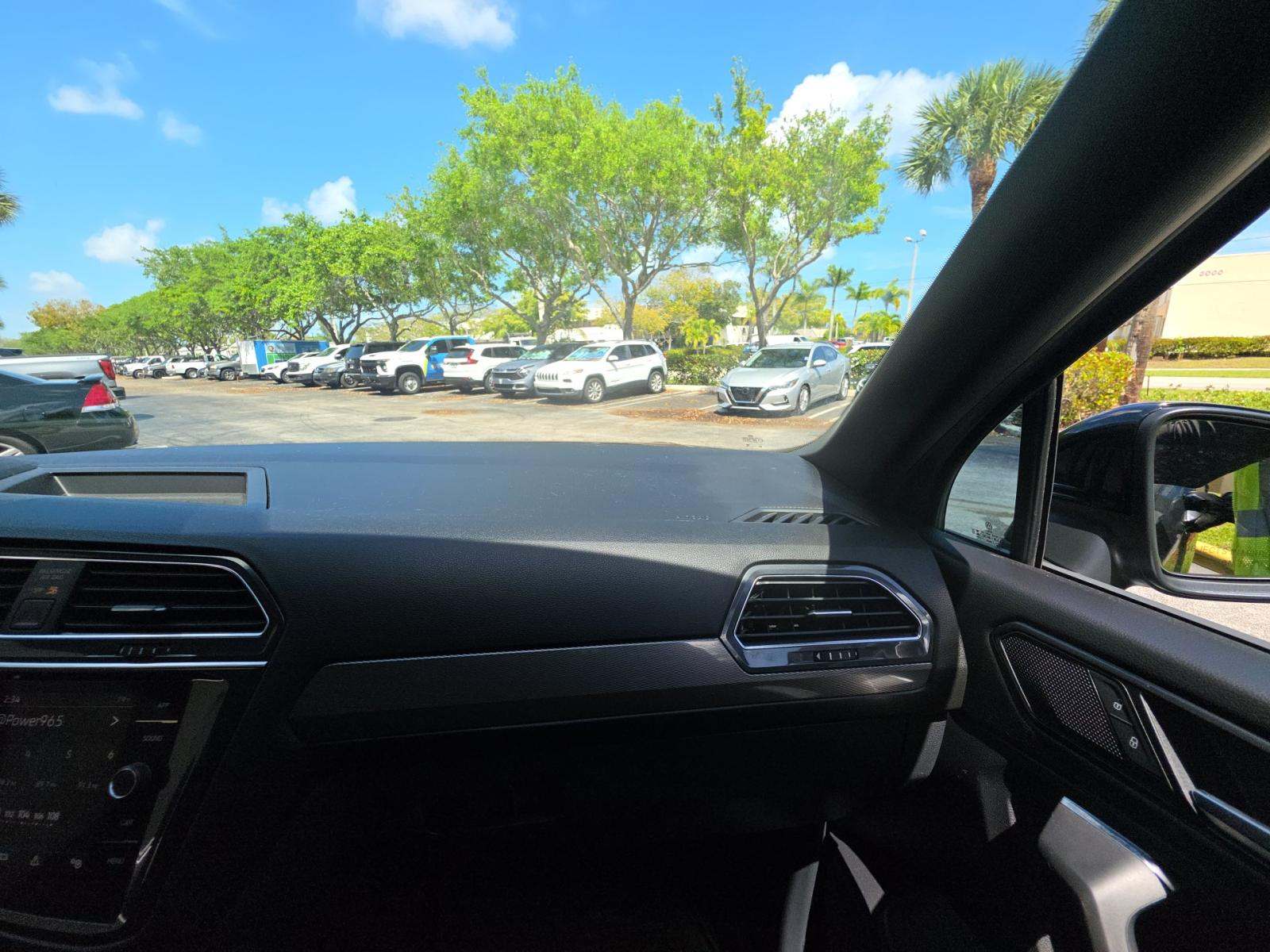 2023 Volkswagen Tiguan 2.0T SE R-Line Black FWD