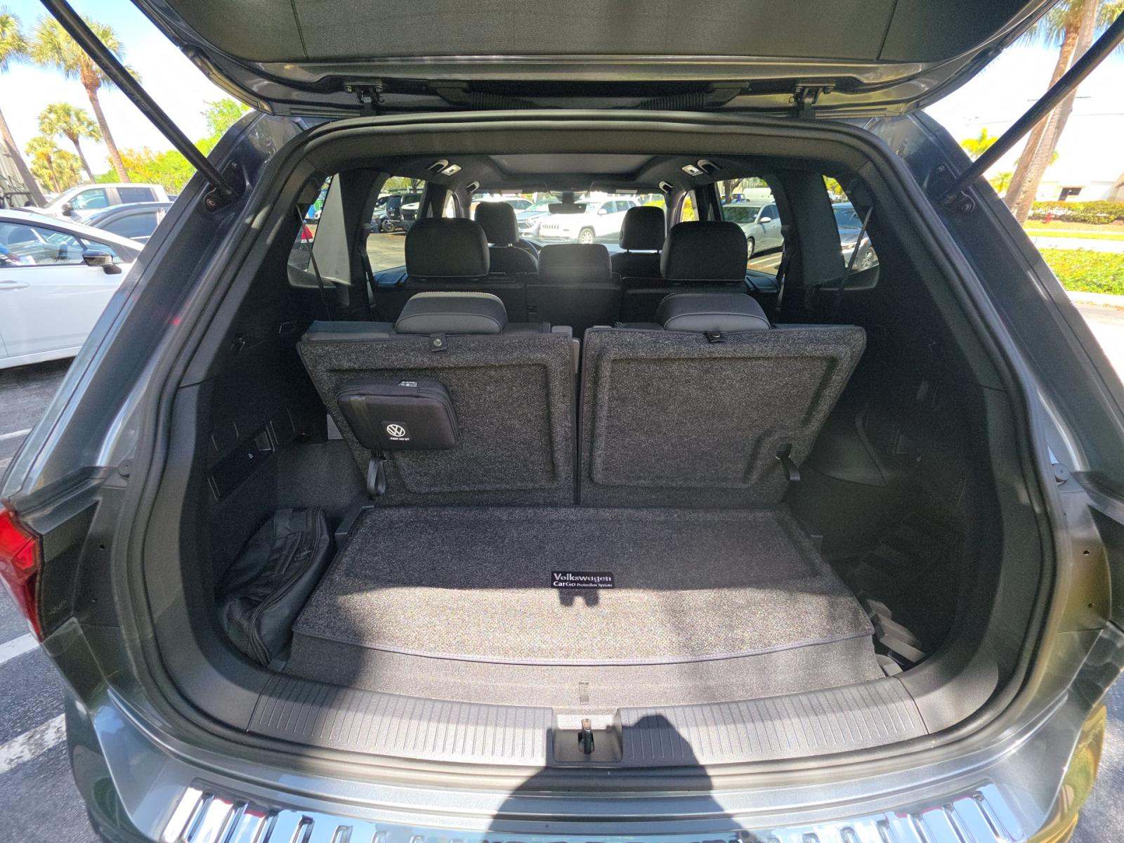 2023 Volkswagen Tiguan 2.0T SE R-Line Black FWD