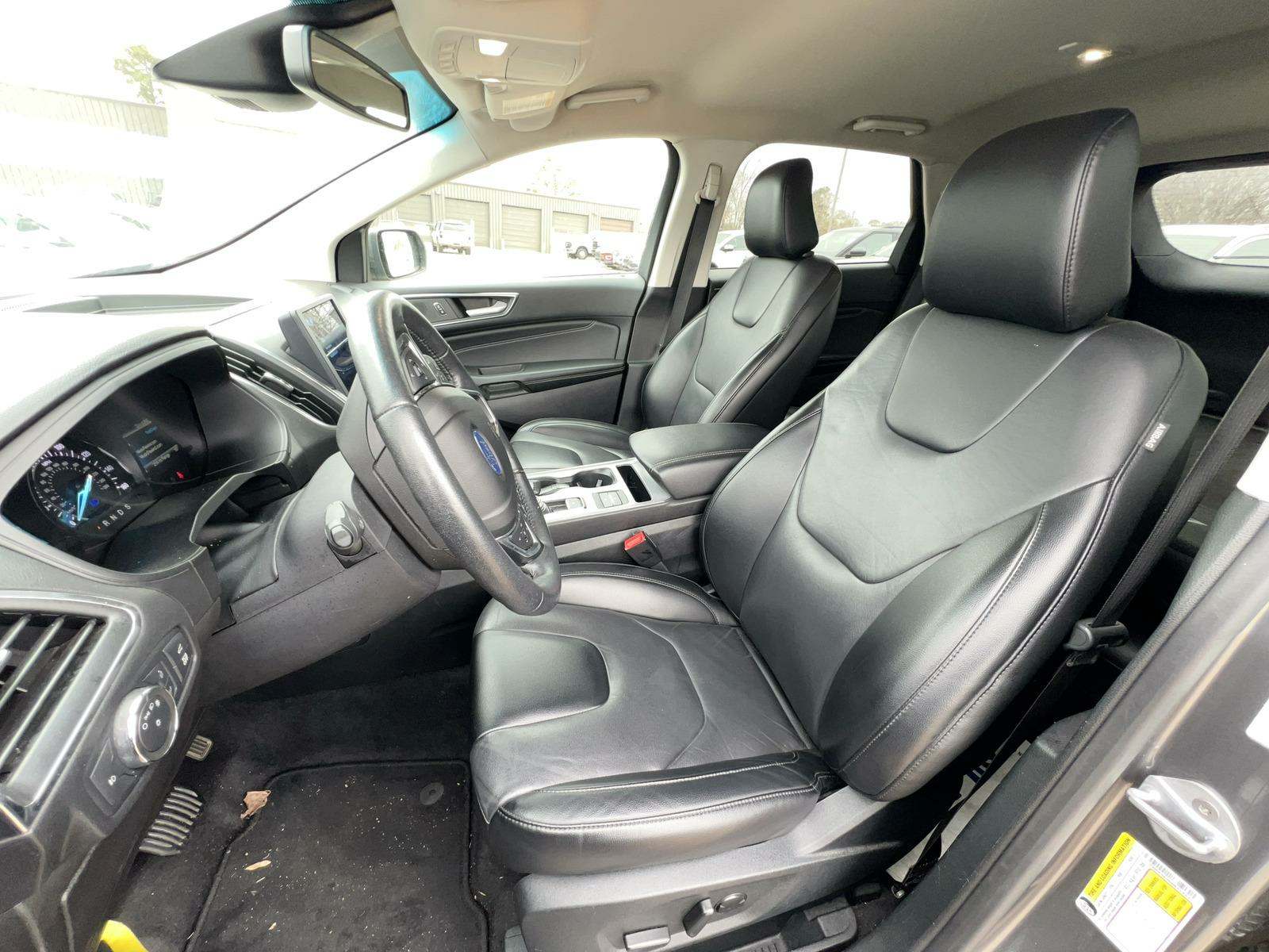 2022 Ford Edge Titanium AWD