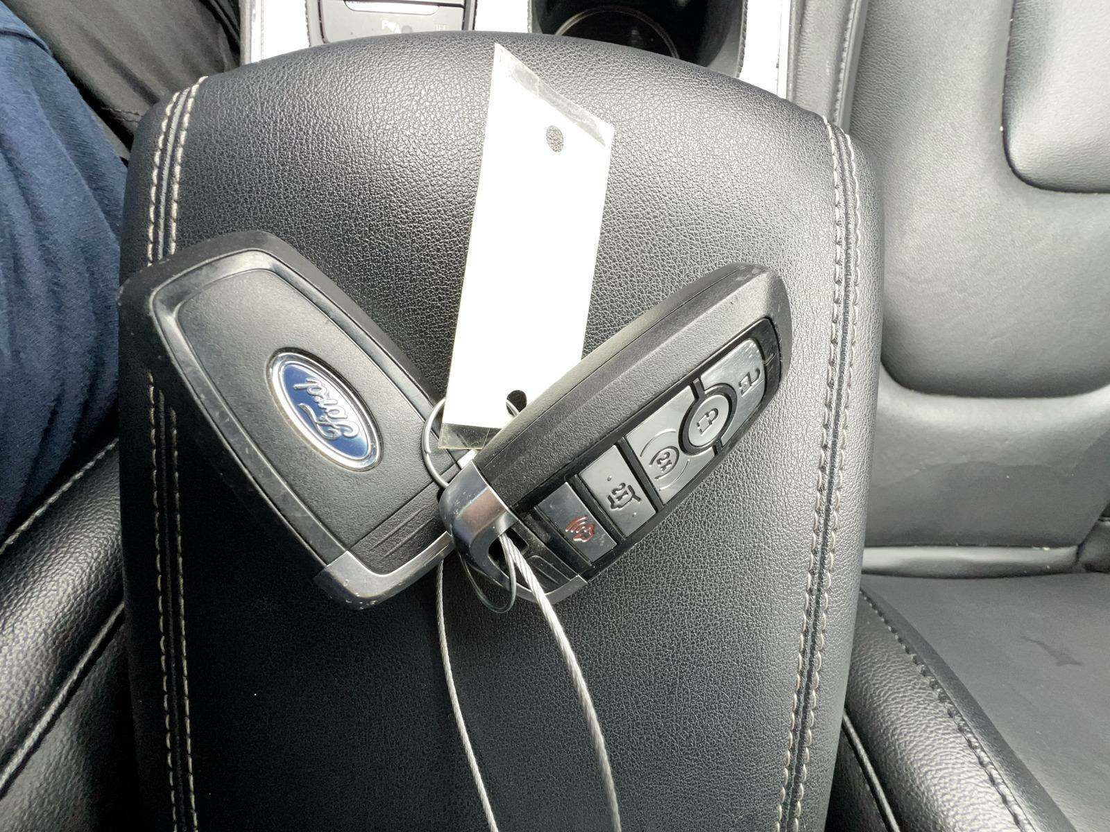 2022 Ford Edge Titanium AWD