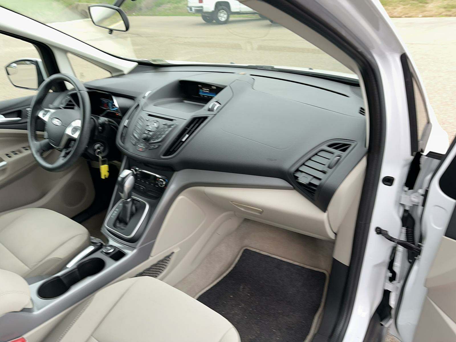 2015 Ford C-MAX SE FWD