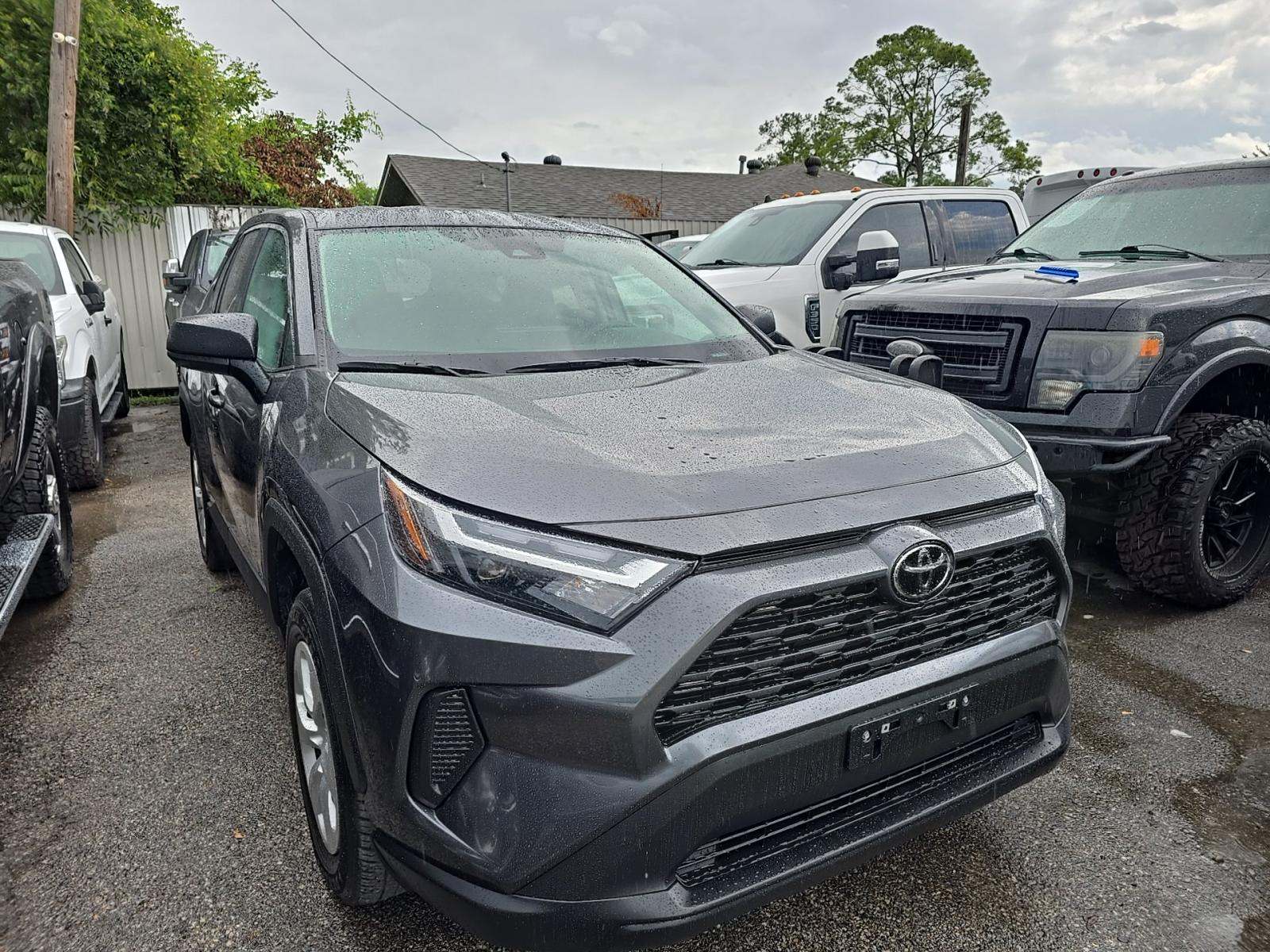 2023 Toyota RAV4 LE FWD