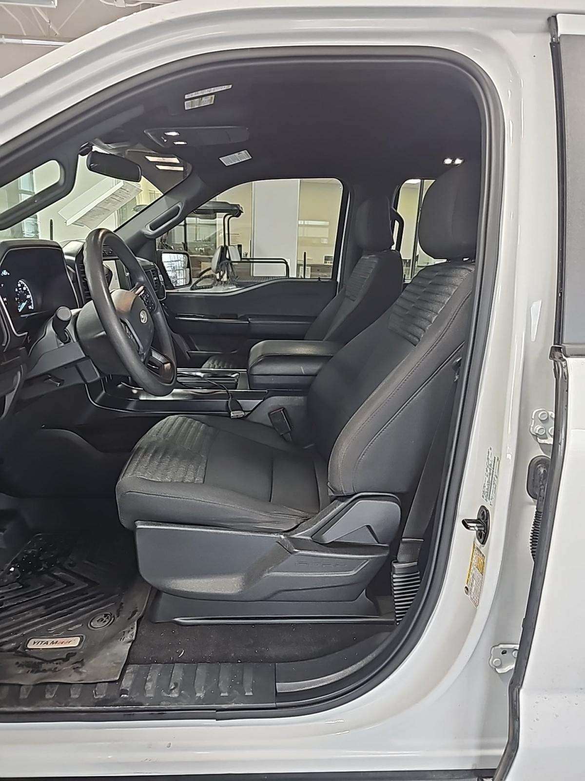 2023 Ford F-150 XL AWD