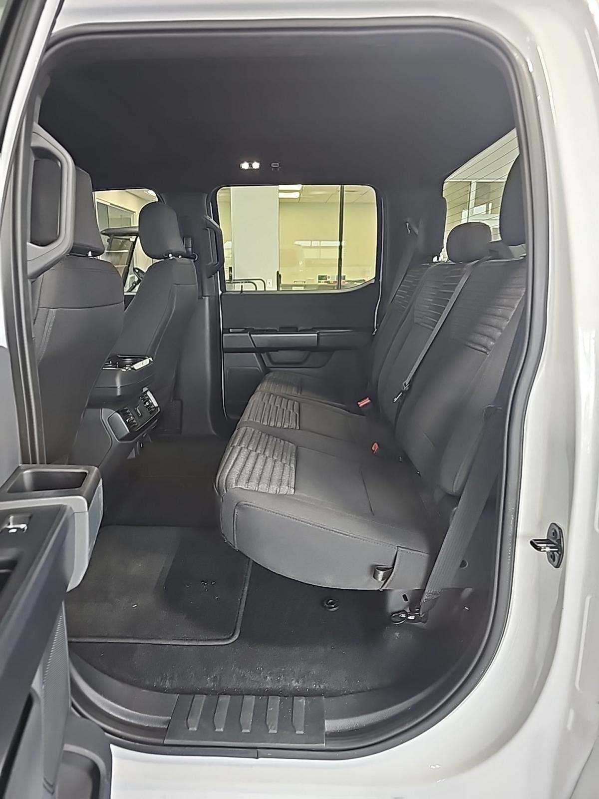 2023 Ford F-150 XL AWD