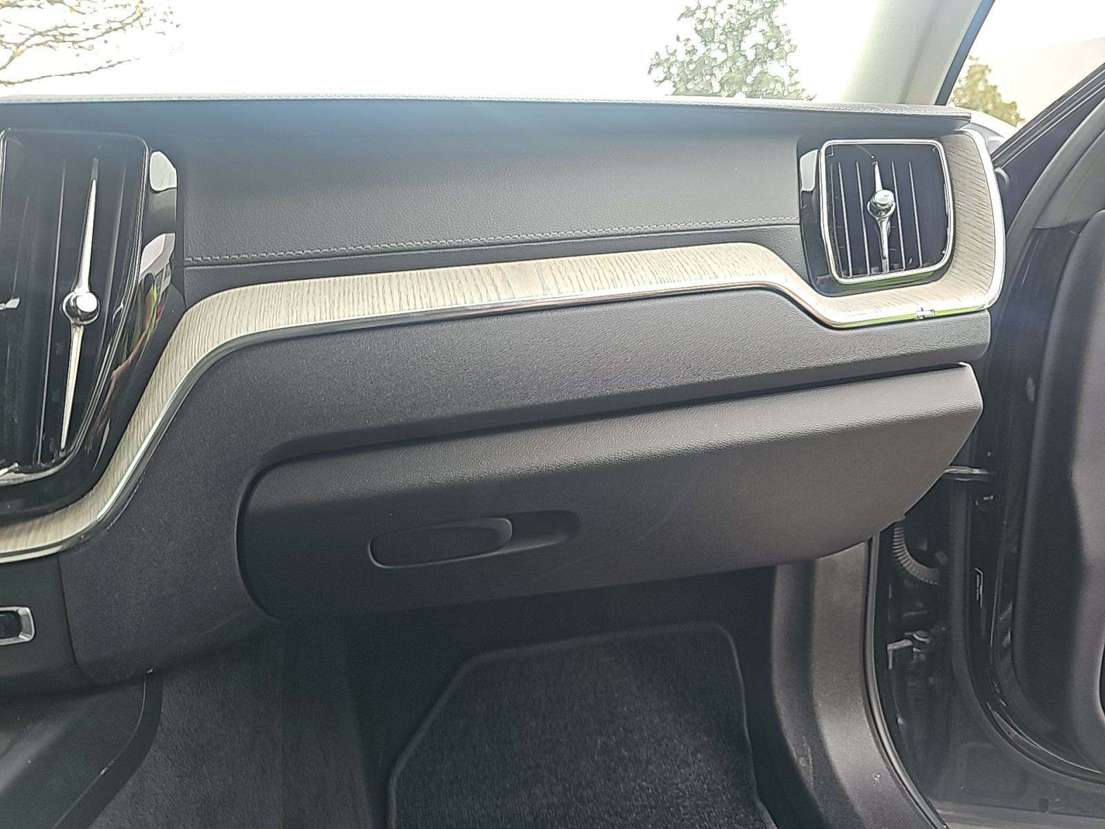 2022 Volvo XC60 B6 Inscription AWD