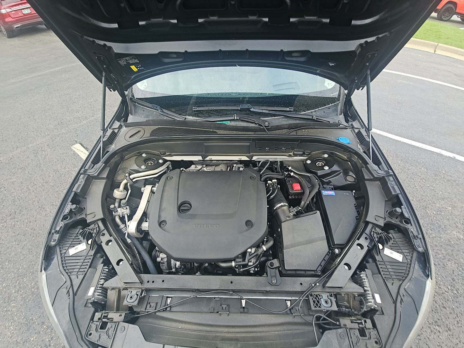 2022 Volvo XC60 B6 Inscription AWD