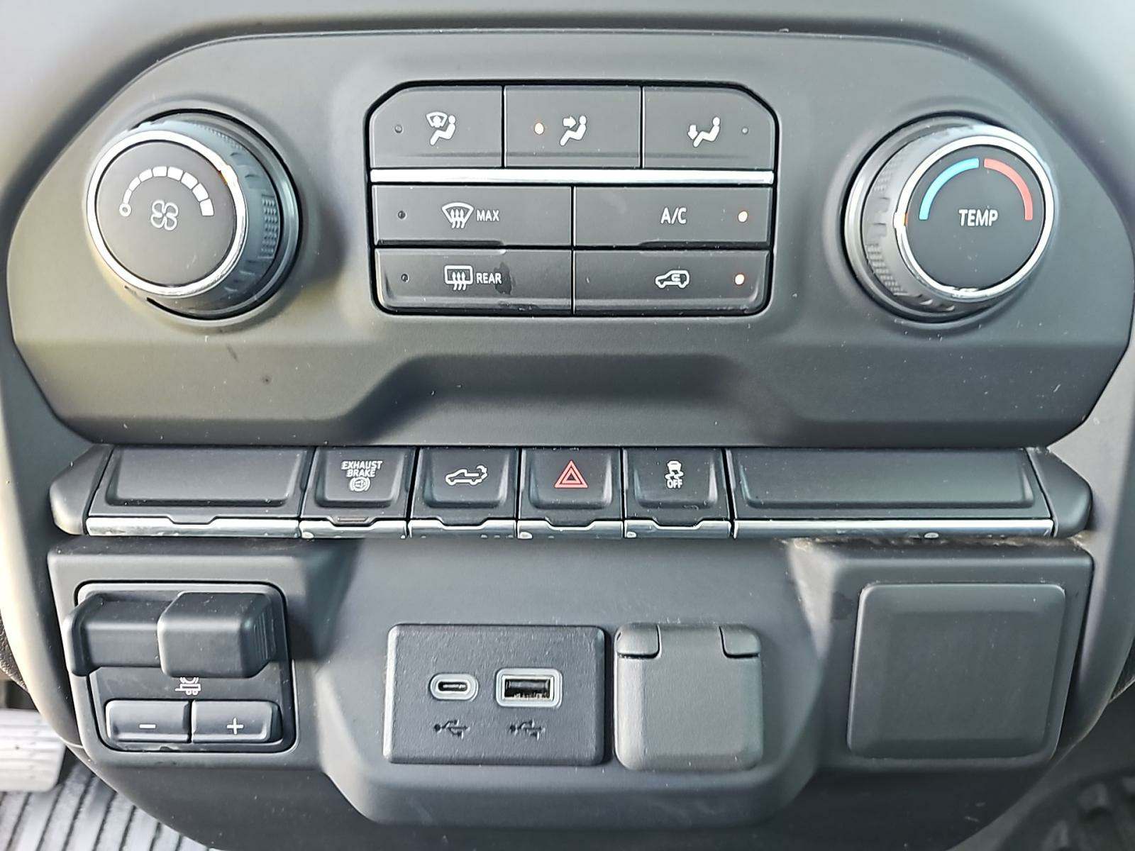 2022 Chevrolet Silverado 3500HD Work Truck AWD