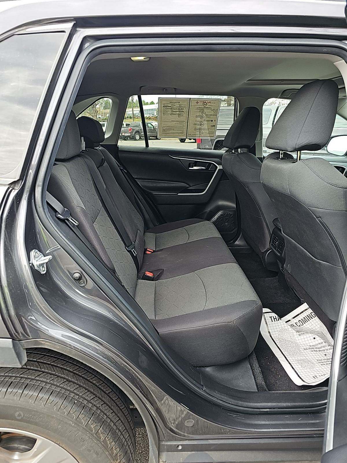 2022 Toyota RAV4 XLE AWD