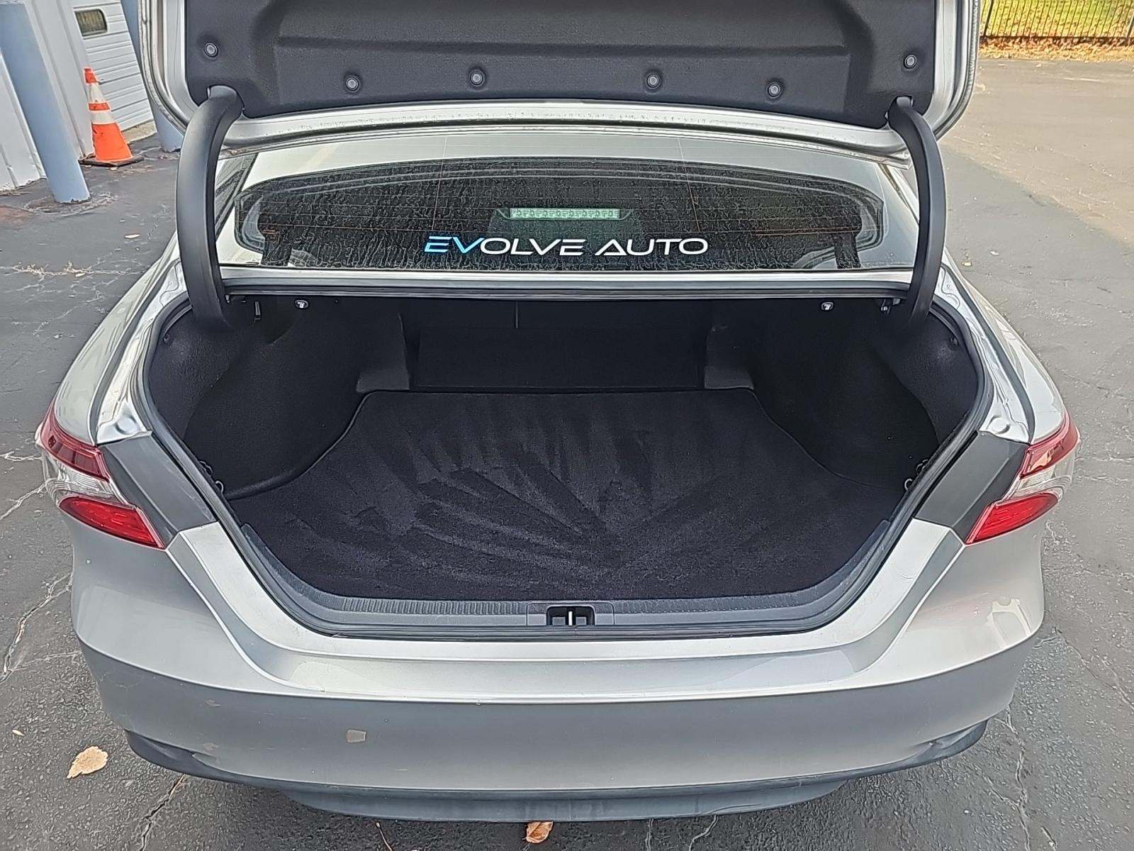 2023 Toyota Camry Hybrid LE FWD