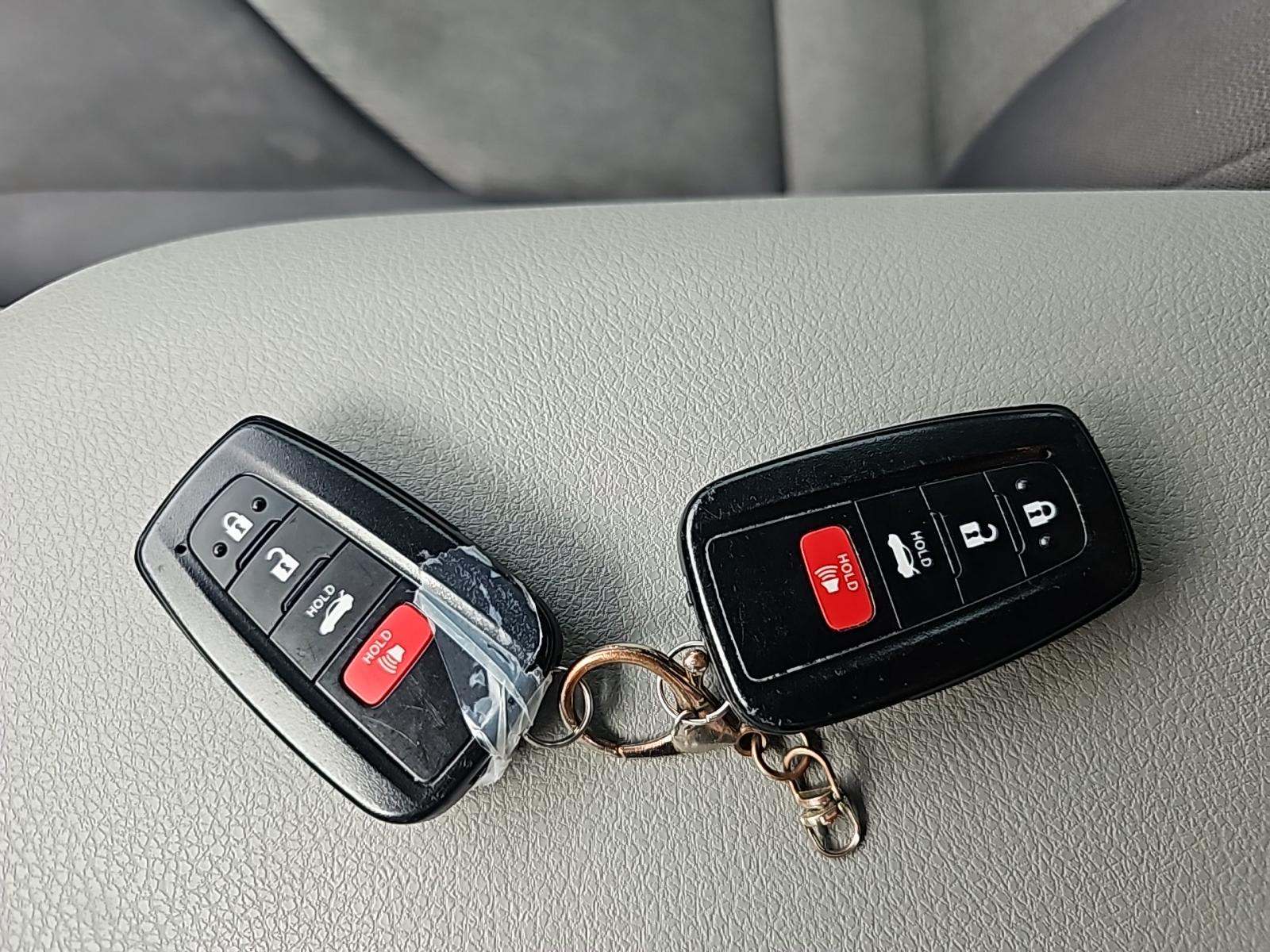 2023 Toyota Camry Hybrid LE FWD