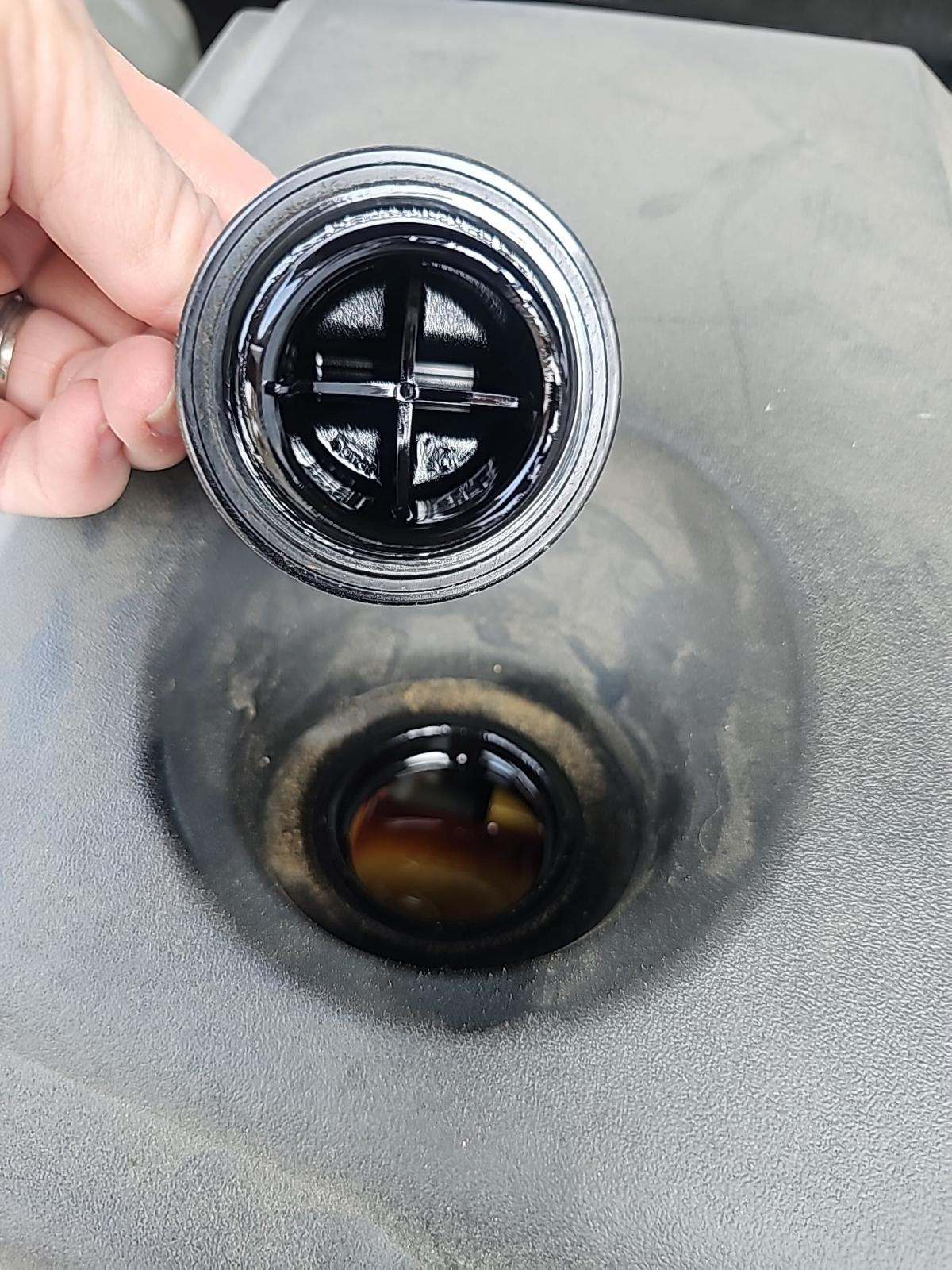 2023 Toyota Camry Hybrid LE FWD