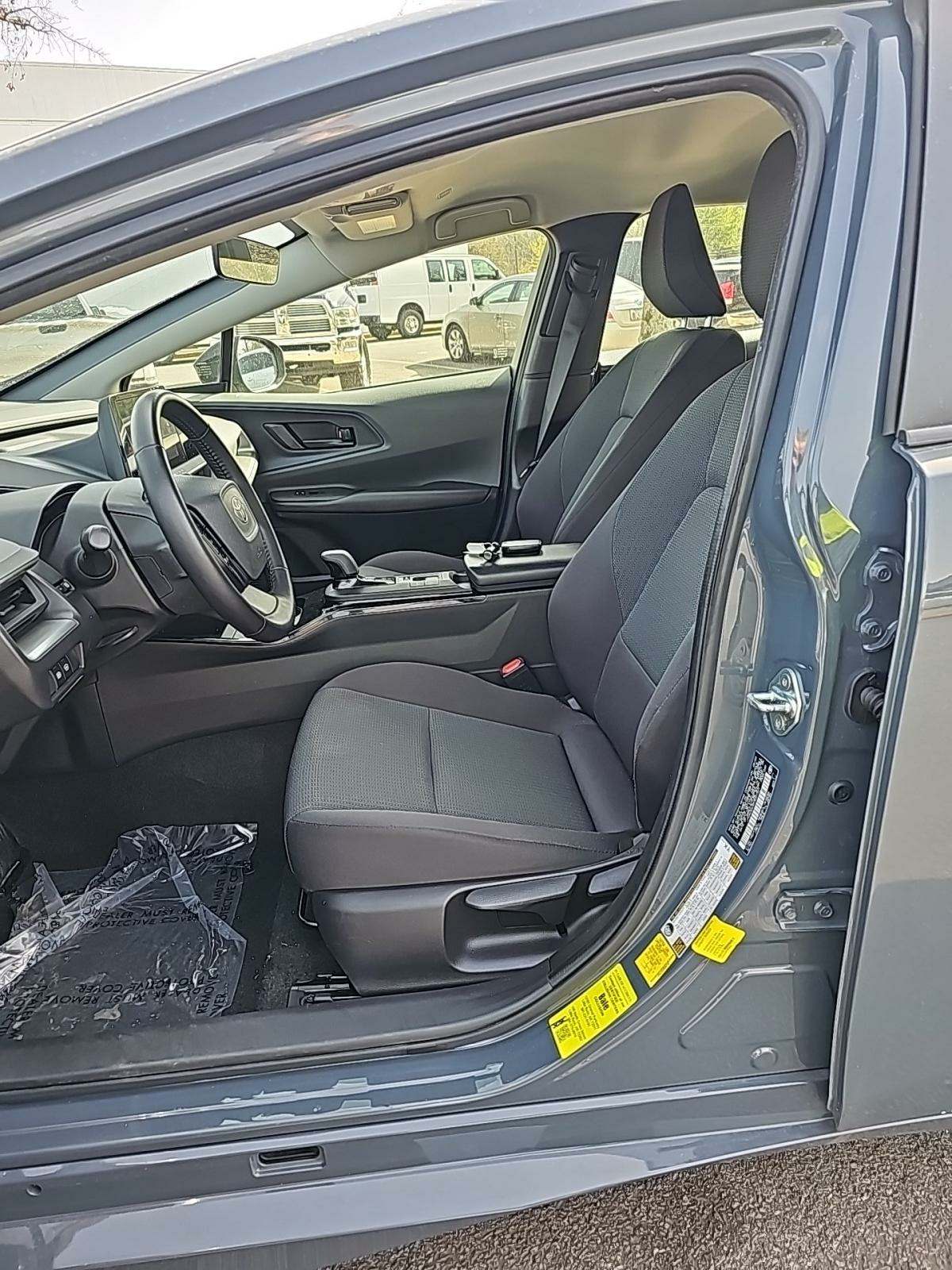 2023 Toyota Prius LE FWD