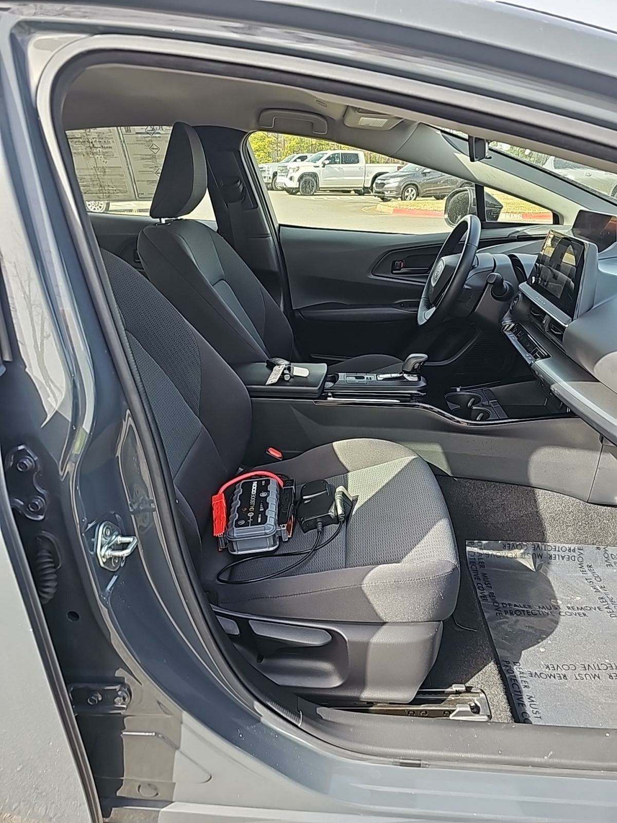 2023 Toyota Prius LE FWD