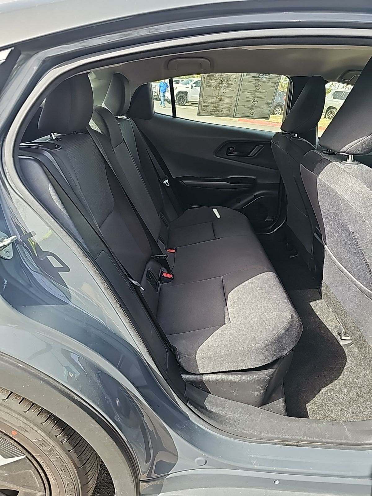 2023 Toyota Prius LE FWD