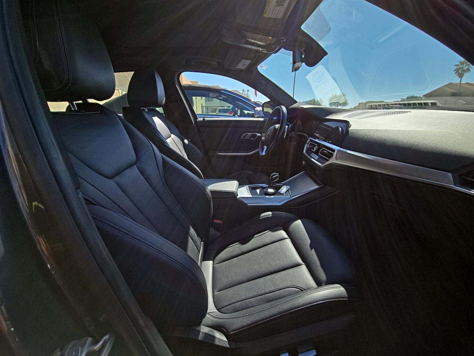 2022 BMW 3 Series 330e RWD