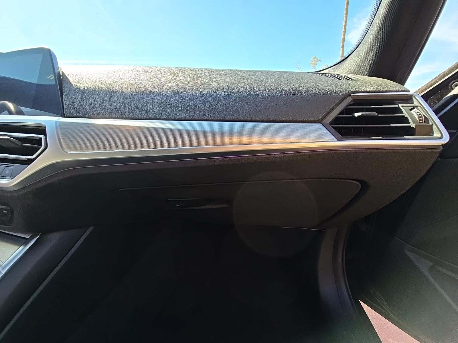 2022 BMW 3 Series 330e RWD