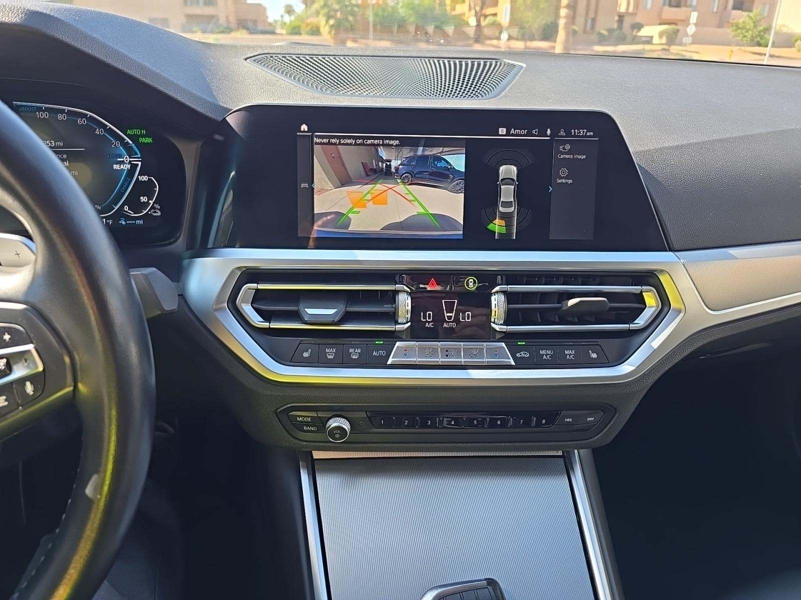 2022 BMW 3 Series 330e RWD