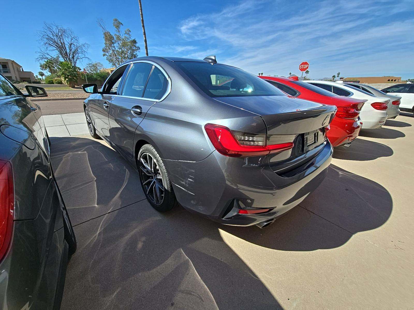 2022 BMW 3 Series 330e RWD
