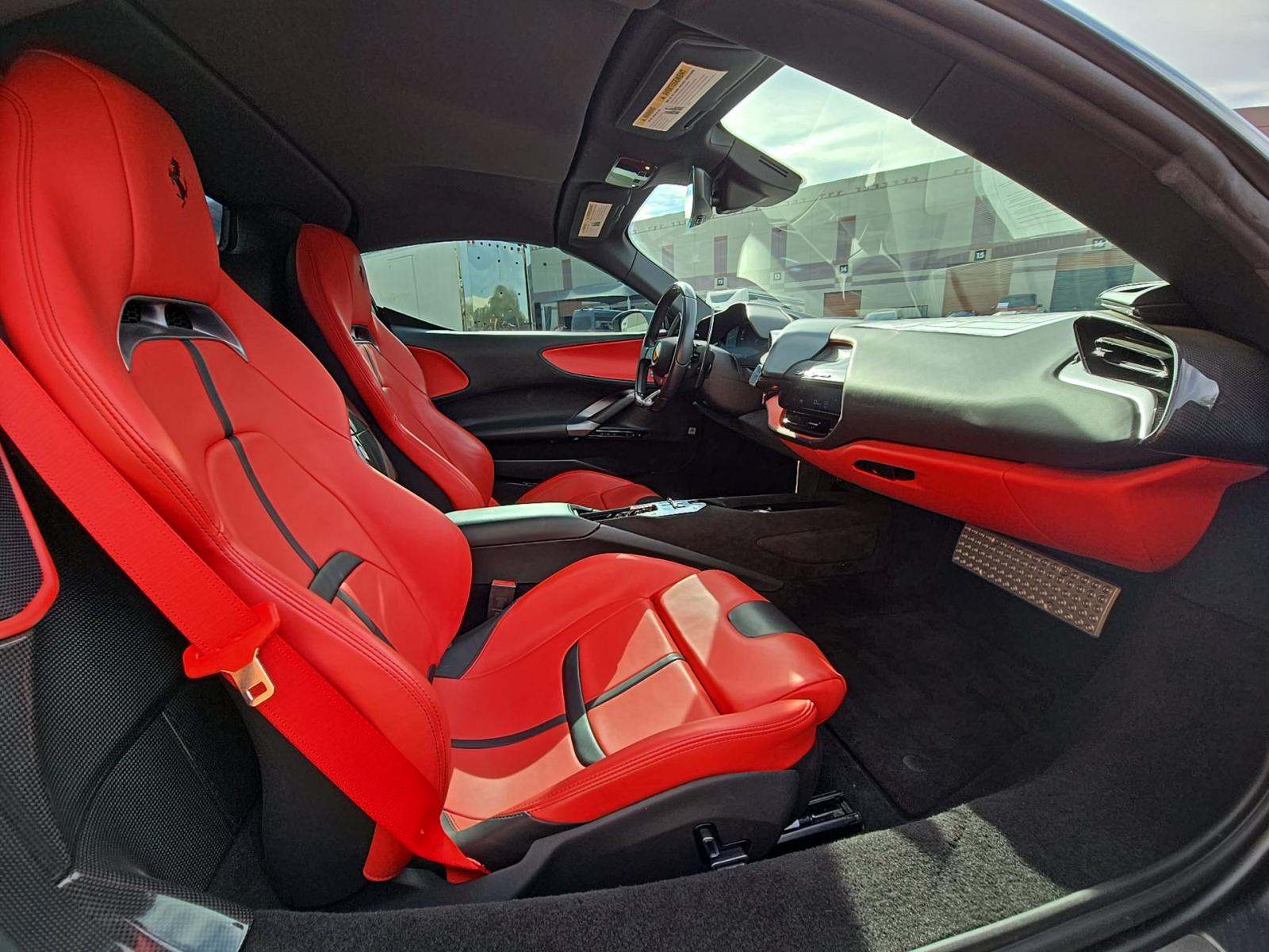 2022 Ferrari SF90 Spider Base AWD