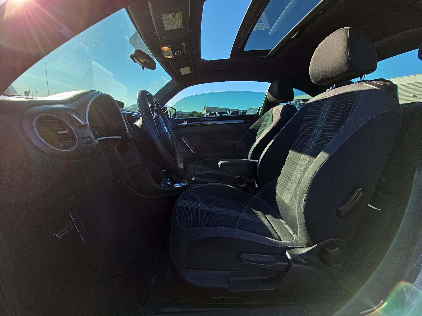 2014 Volkswagen Beetle 2.0T R-Line FWD