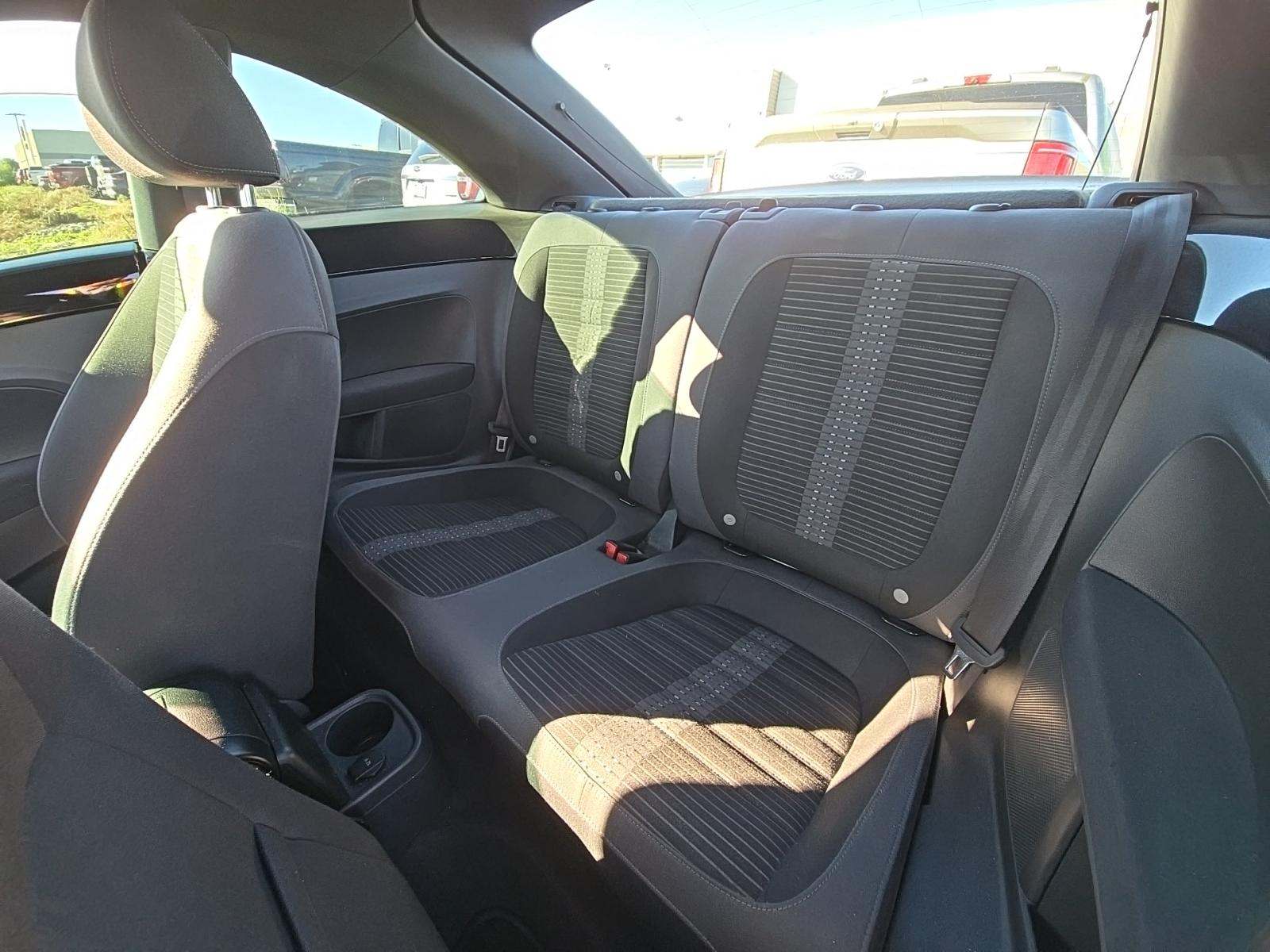 2014 Volkswagen Beetle 2.0T R-Line FWD