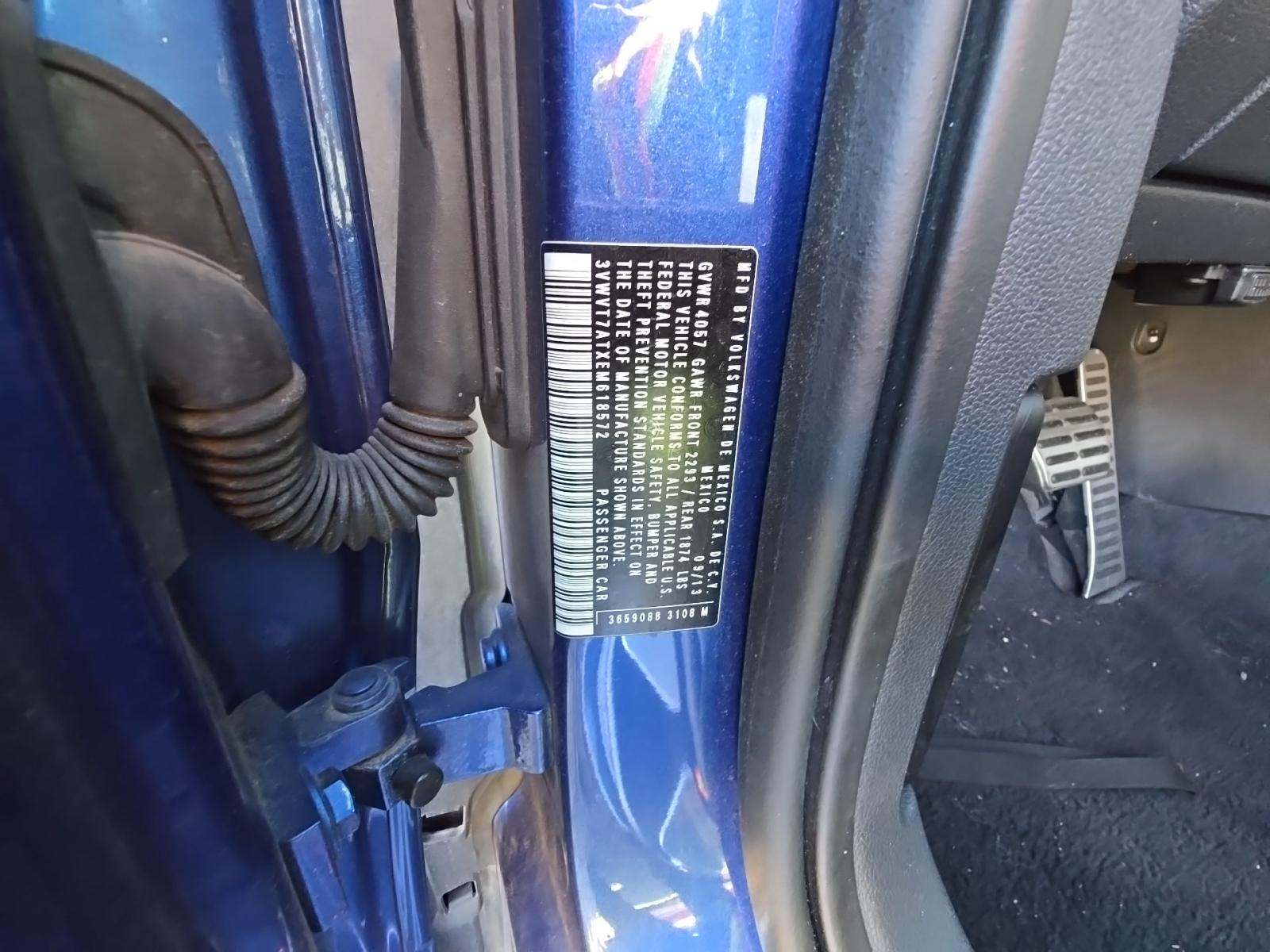 2014 Volkswagen Beetle 2.0T R-Line FWD