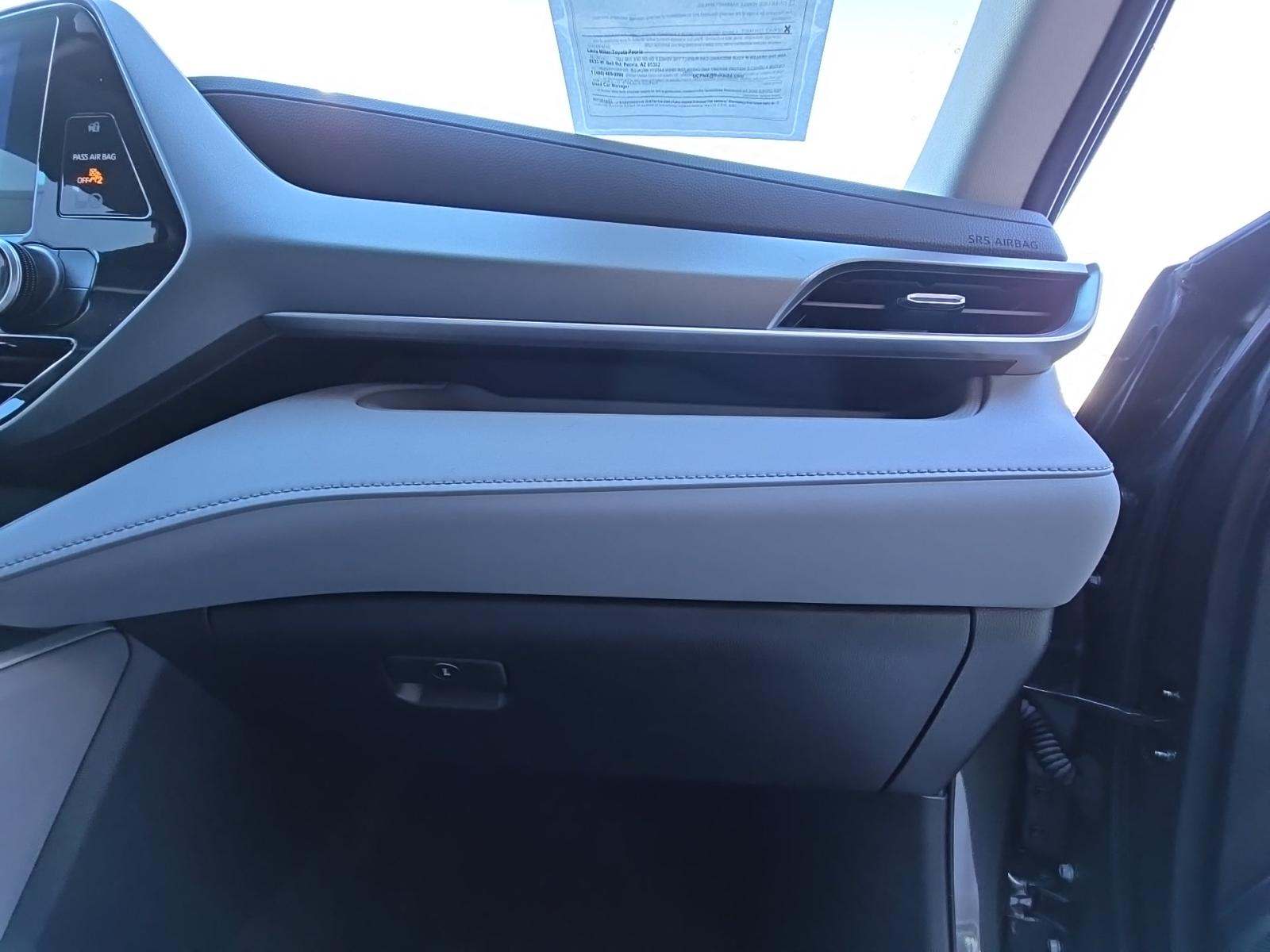 2024 Toyota Highlander LE FWD