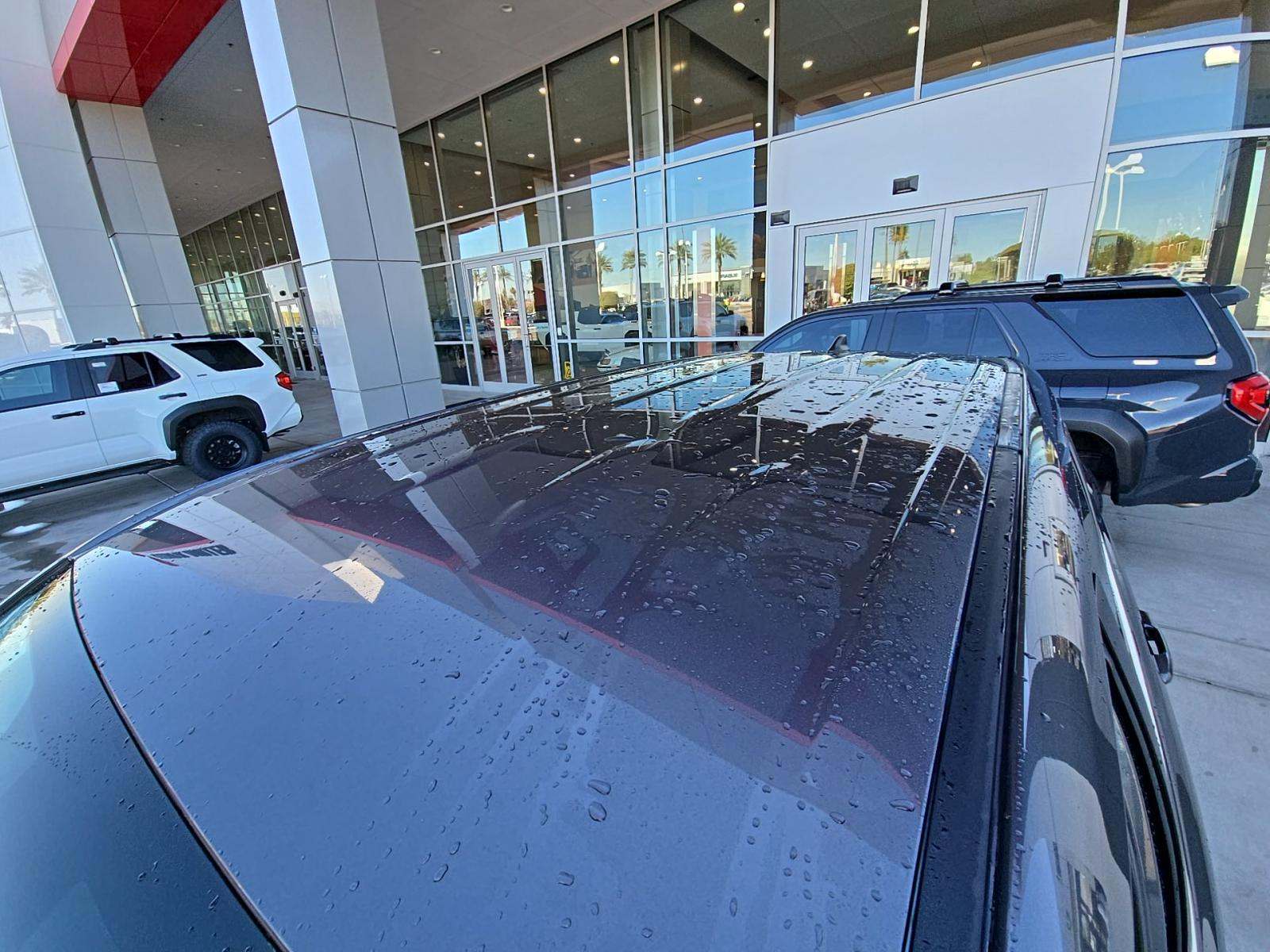 2024 Toyota Highlander LE FWD