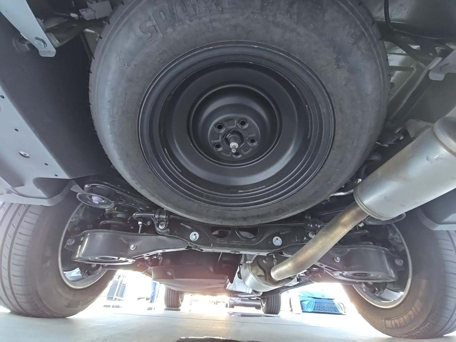 2024 Toyota Highlander LE FWD