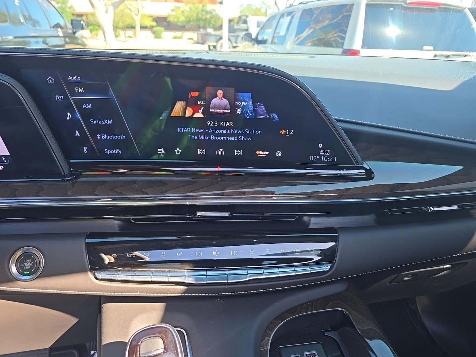 2024 Cadillac Escalade Premium Luxury Platinum AWD