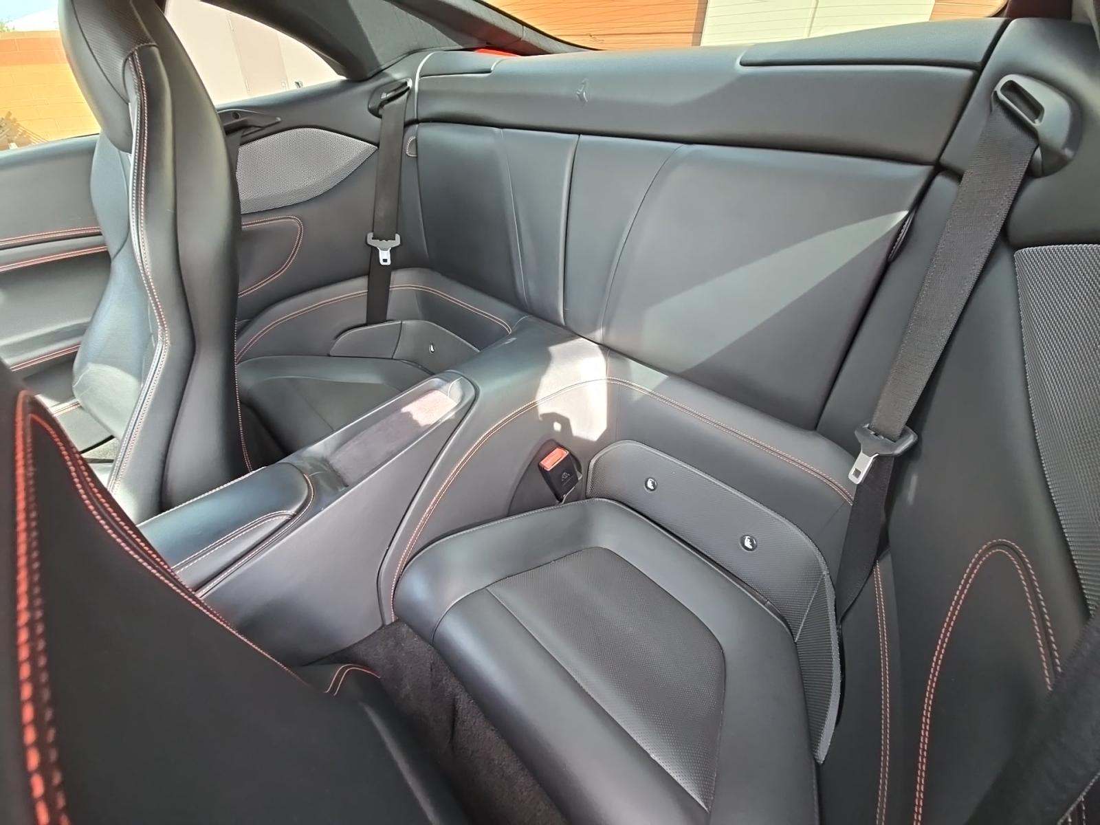 2020 Ferrari Portofino Base RWD