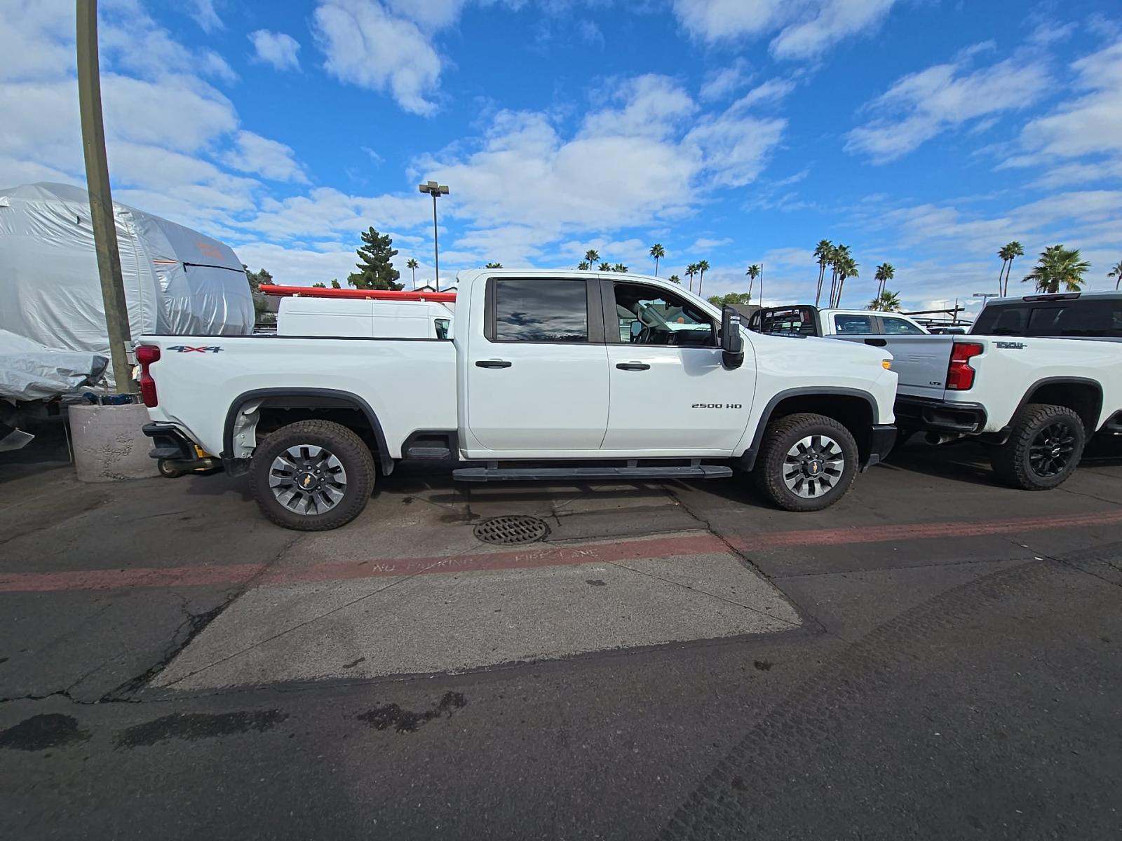 2024 Chevrolet Silverado 2500HD Custom AWD