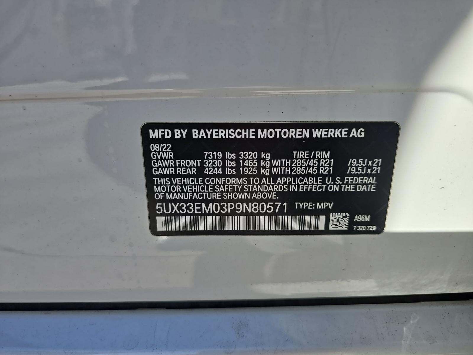 2023 BMW X7 M60i AWD