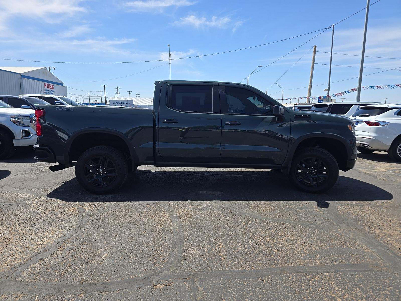 CHEVROLET SILVERADO - 4