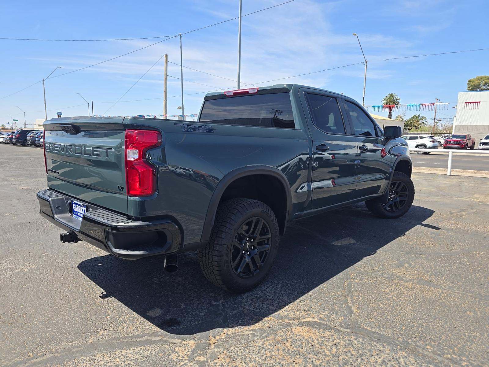 CHEVROLET SILVERADO - 3