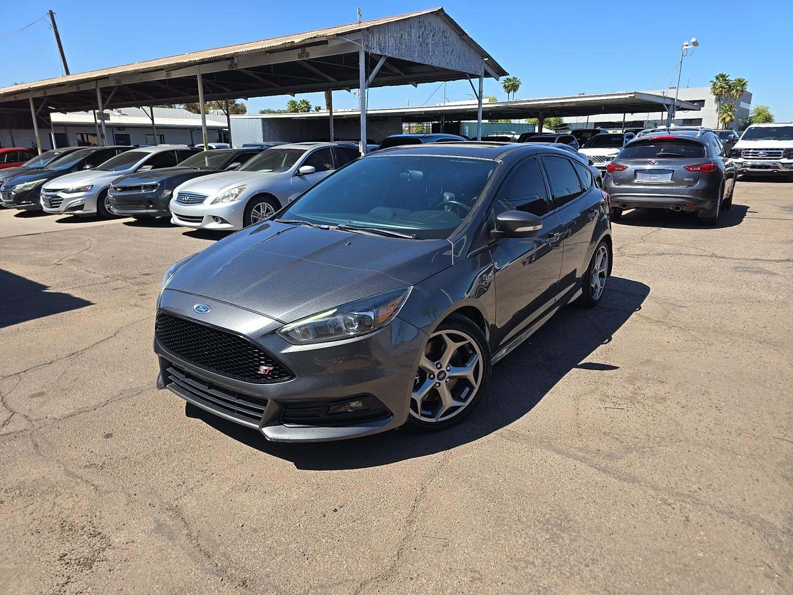 2016 Ford Focus ST FWD
