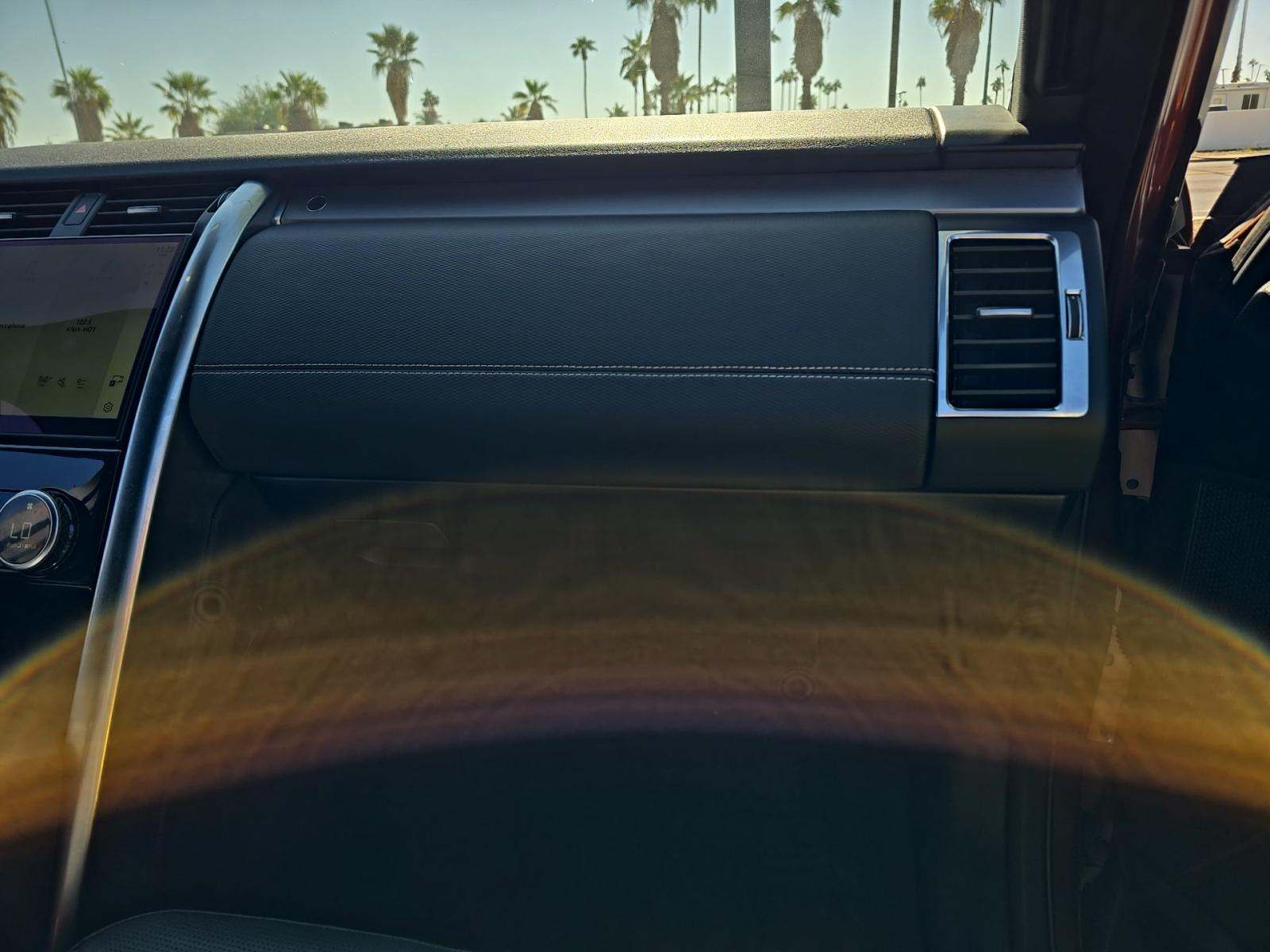 2022 Land Rover Discovery S R-Dynamic AWD