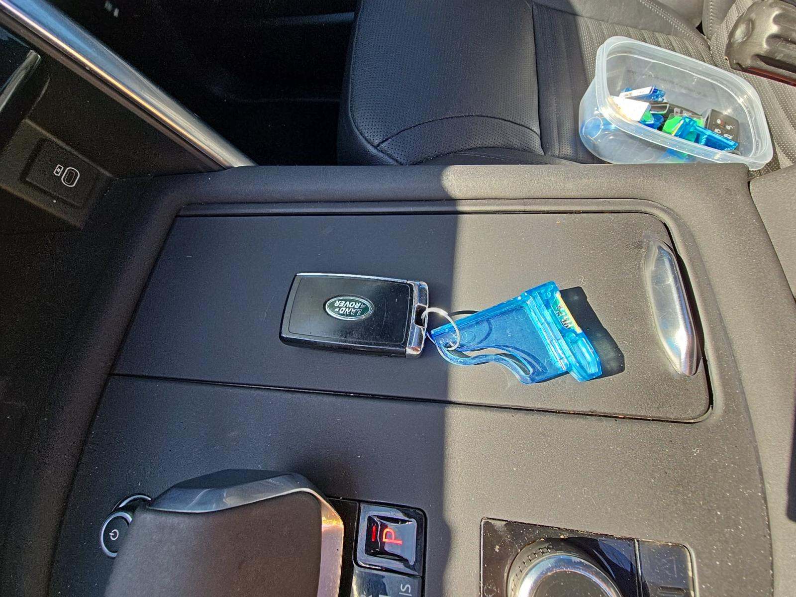 2022 Land Rover Discovery S R-Dynamic AWD