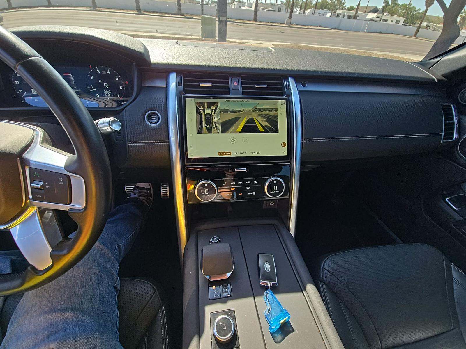 2022 Land Rover Discovery S R-Dynamic AWD