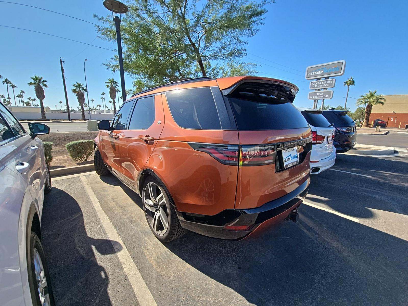 2022 Land Rover Discovery S R-Dynamic AWD