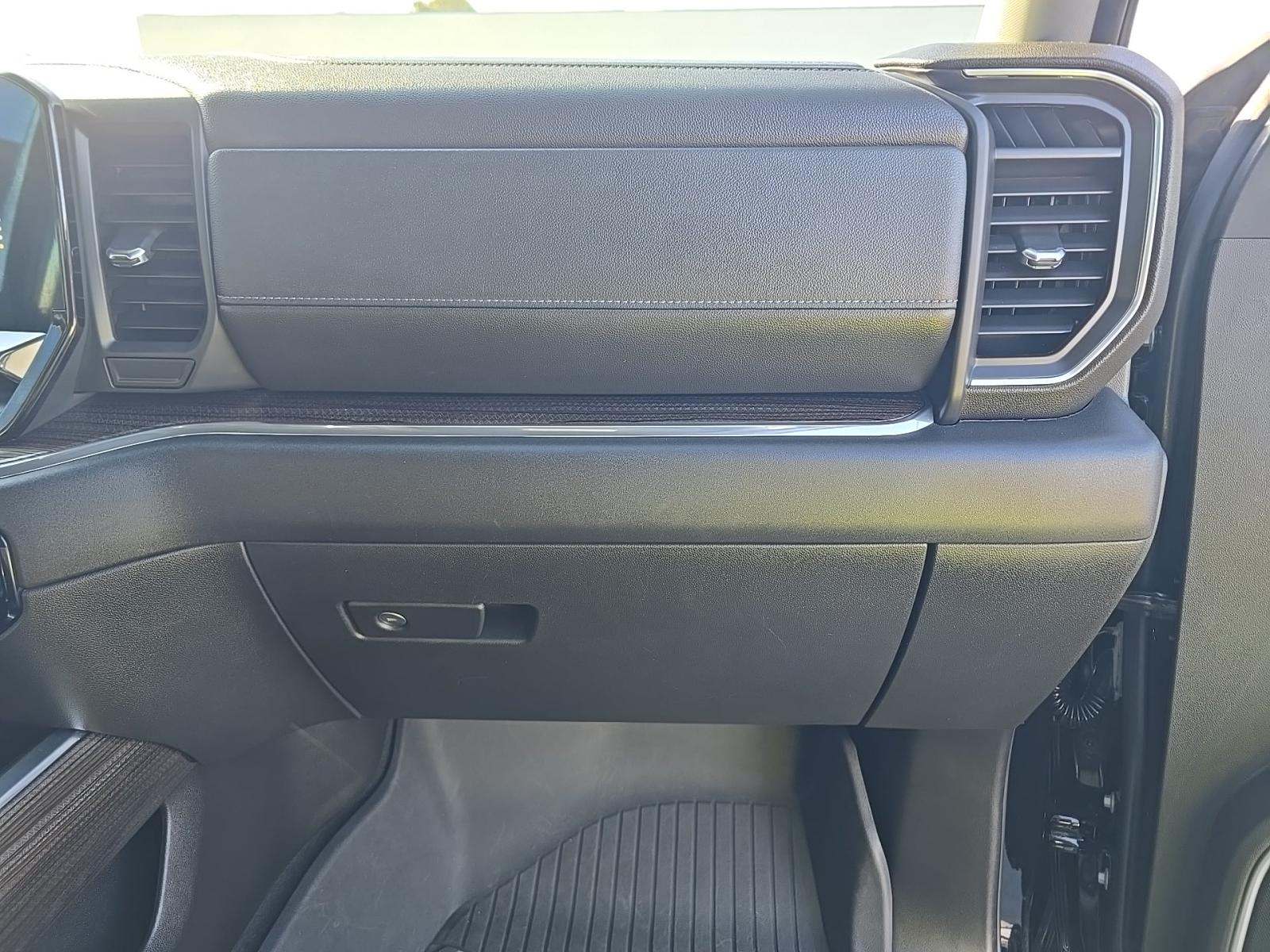 2024 Chevrolet Silverado 1500 RST AWD