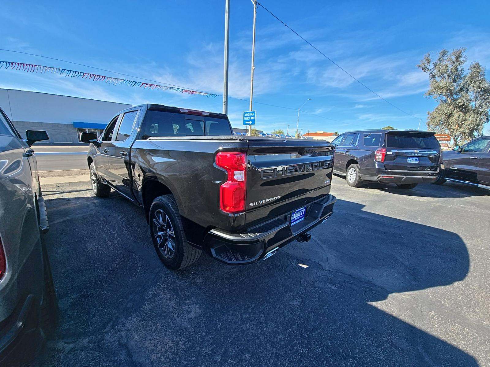2024 Chevrolet Silverado 1500 RST AWD