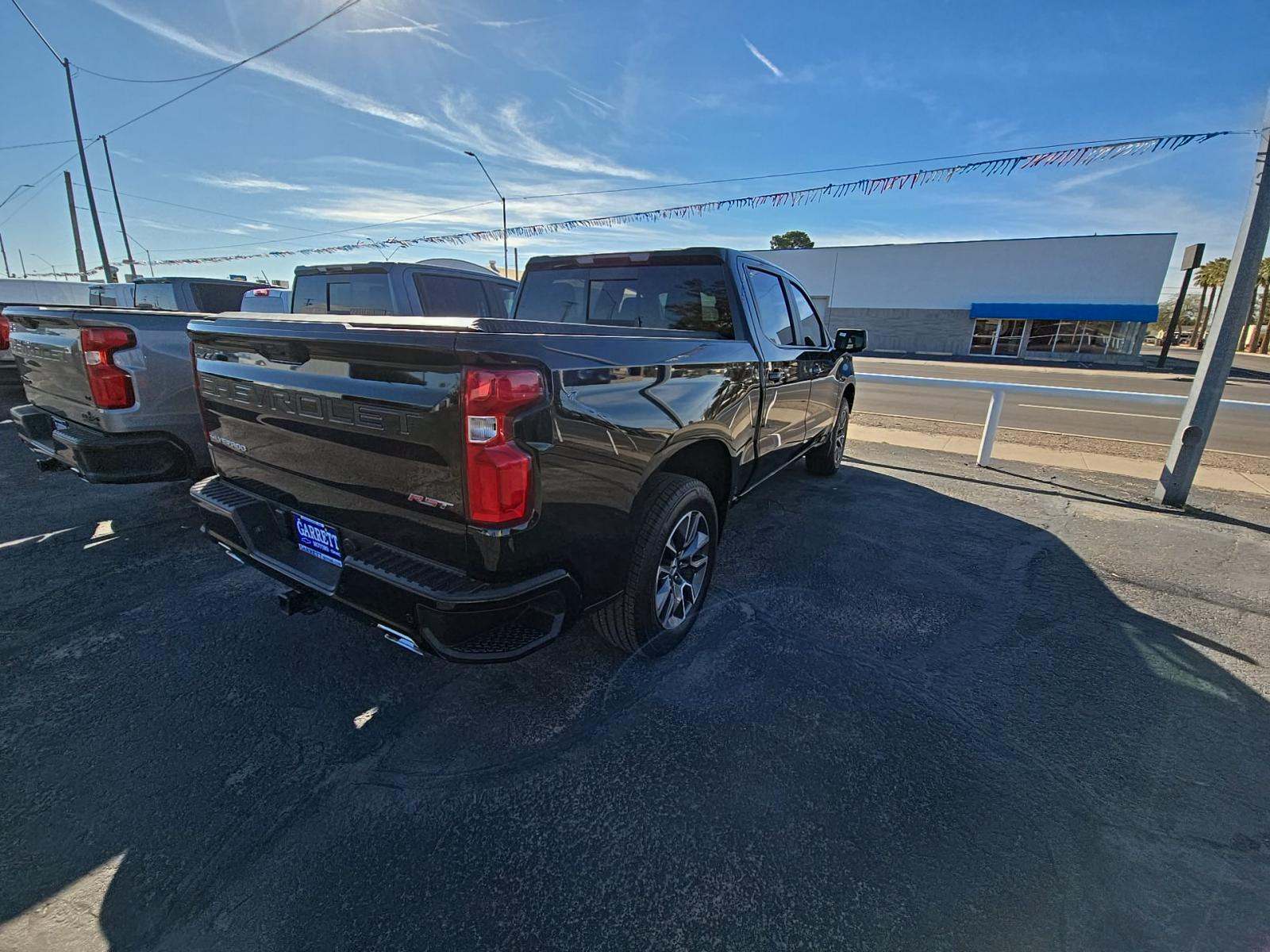 2024 Chevrolet Silverado 1500 RST AWD